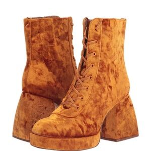 🔥 Circus by Sam Edelman “Mia” Velvet Platform Block Heel Booties 🔥